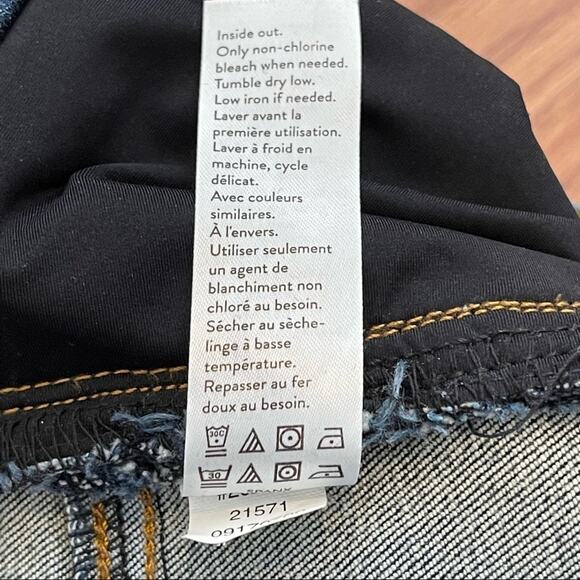 Spanx Distressed Skinny Denim Leggings Raw Hem Size Small - Picture 11 of 12